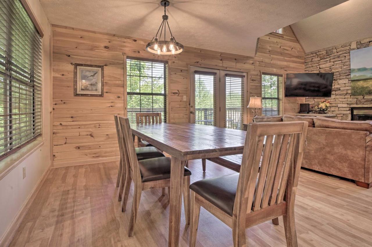 Rustic Pigeon Forge Home With Private Hot Tub! Ngoại thất bức ảnh