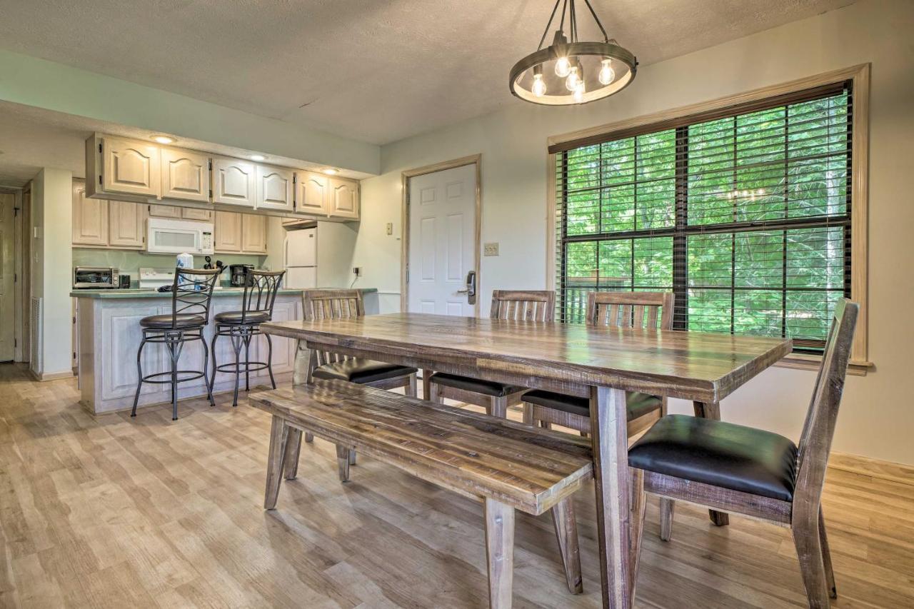 Rustic Pigeon Forge Home With Private Hot Tub! Ngoại thất bức ảnh