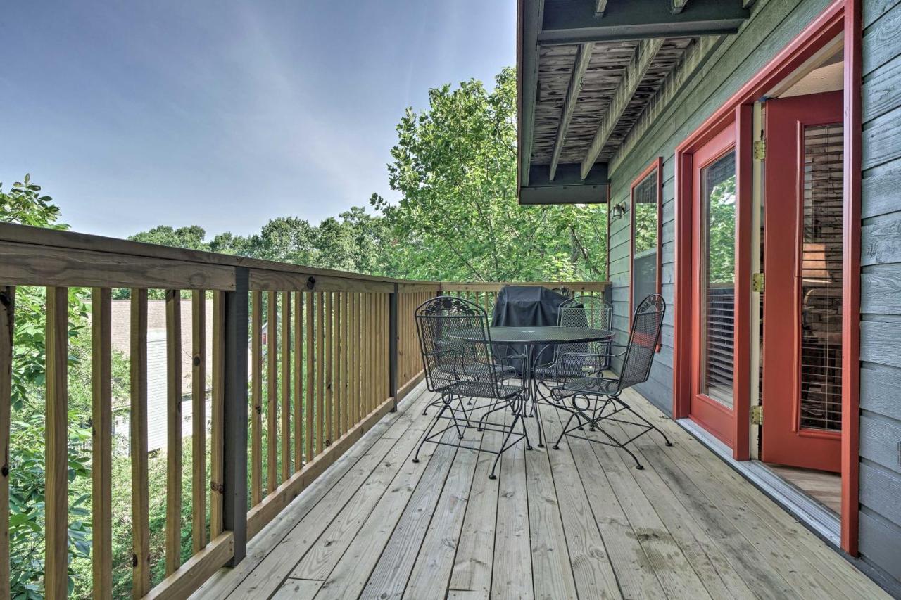 Rustic Pigeon Forge Home With Private Hot Tub! Ngoại thất bức ảnh