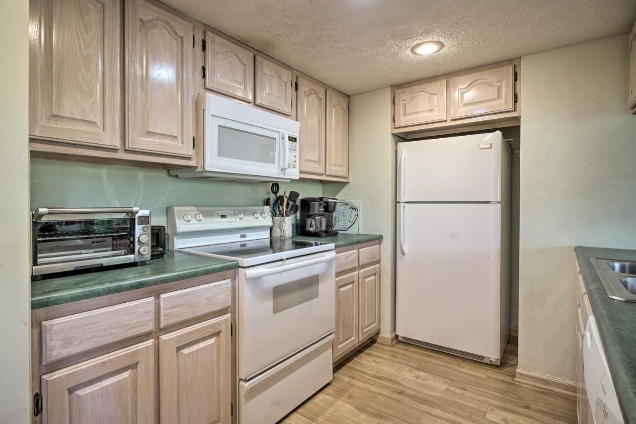 Rustic Pigeon Forge Home With Private Hot Tub! Ngoại thất bức ảnh