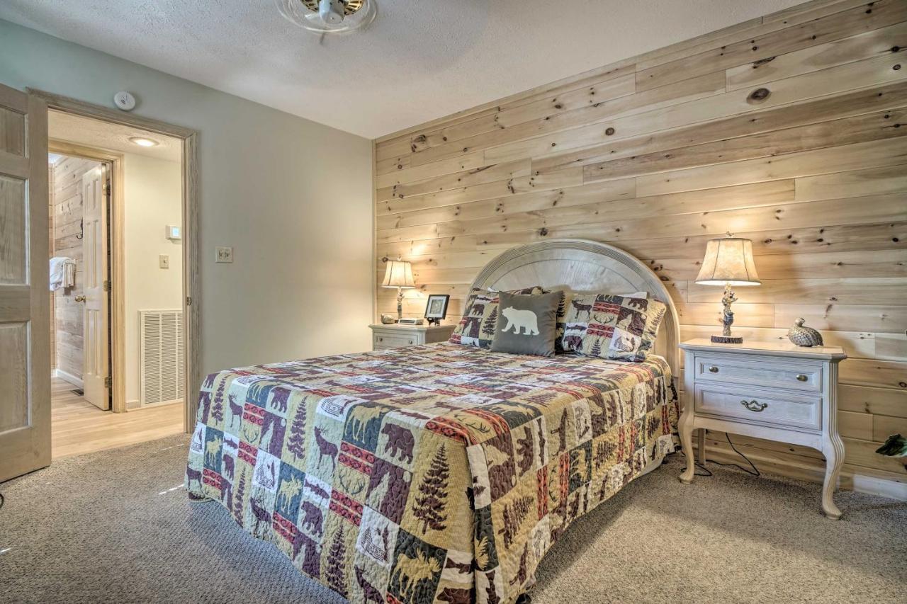 Rustic Pigeon Forge Home With Private Hot Tub! Ngoại thất bức ảnh