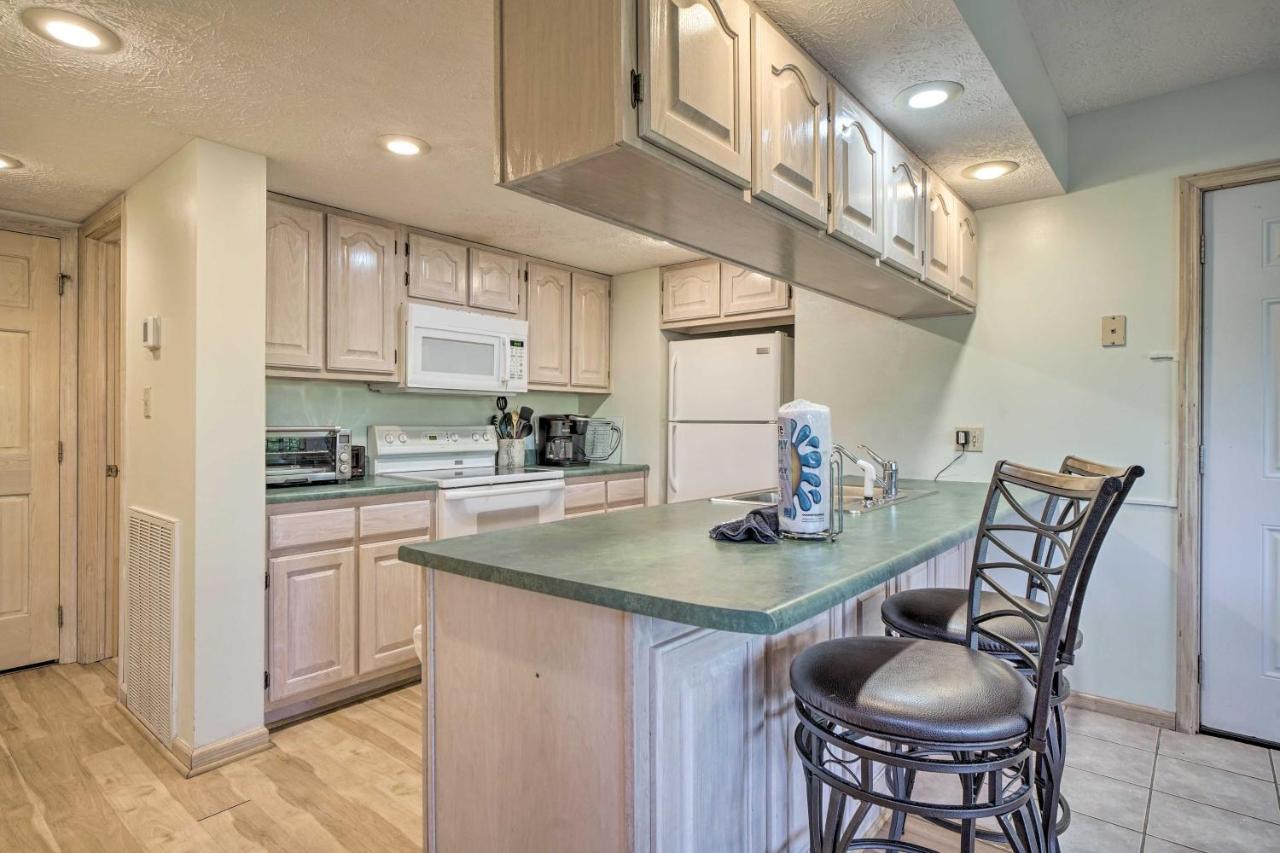 Rustic Pigeon Forge Home With Private Hot Tub! Ngoại thất bức ảnh
