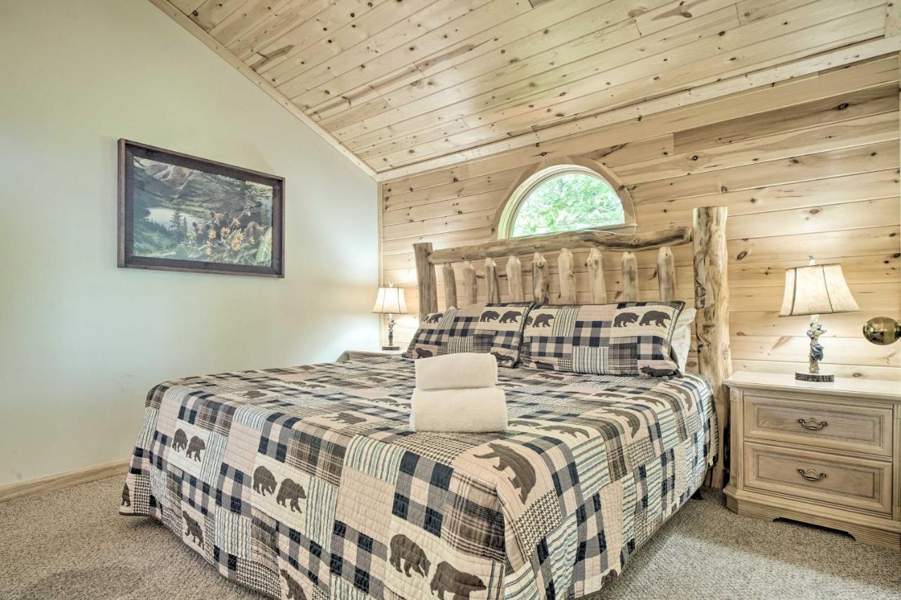 Rustic Pigeon Forge Home With Private Hot Tub! Ngoại thất bức ảnh