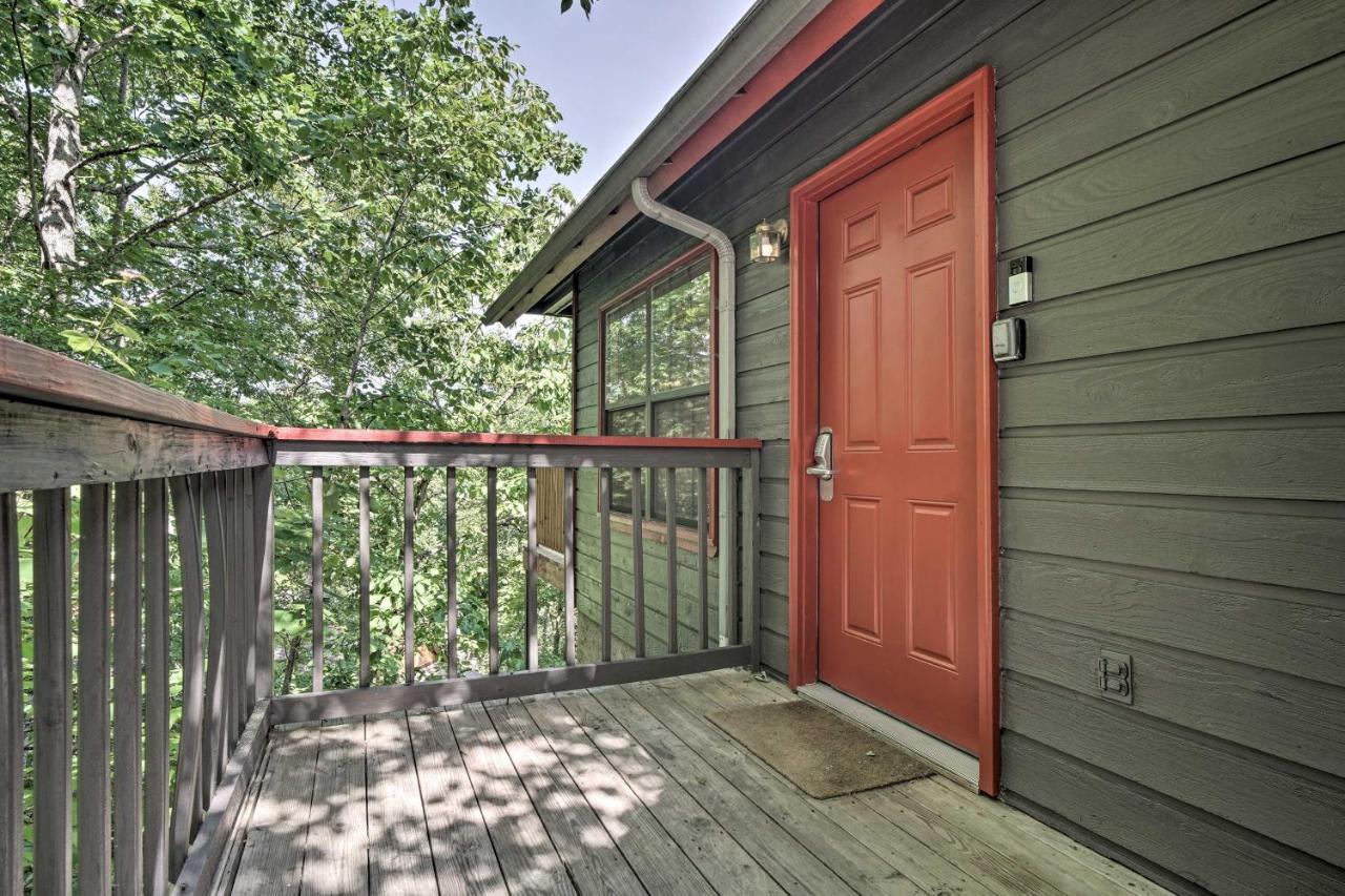 Rustic Pigeon Forge Home With Private Hot Tub! Ngoại thất bức ảnh